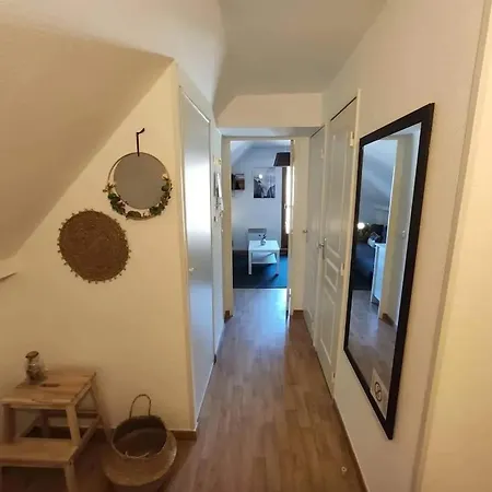 Studio Cosy A Et Saint Anastaise De 25 M² Avec Balcon