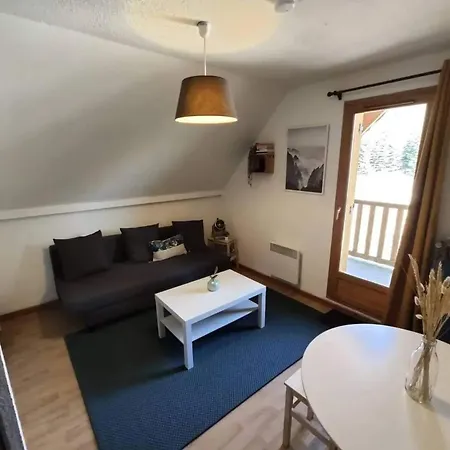 Apartment Studio Cosy A Et Saint Anastaise De 25 M² Avec Balcon Besse-et-Saint-Anastaise